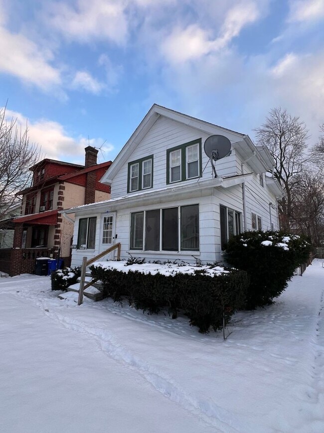 Building Photo - 13706 Argus Ave