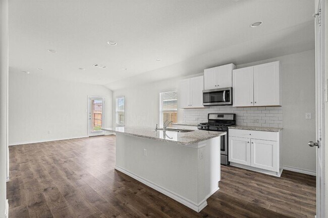 Foto del edificio - 388 Arbor Hills