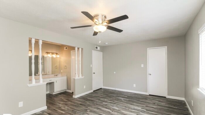 Building Photo - 2541 Coldstream Dr