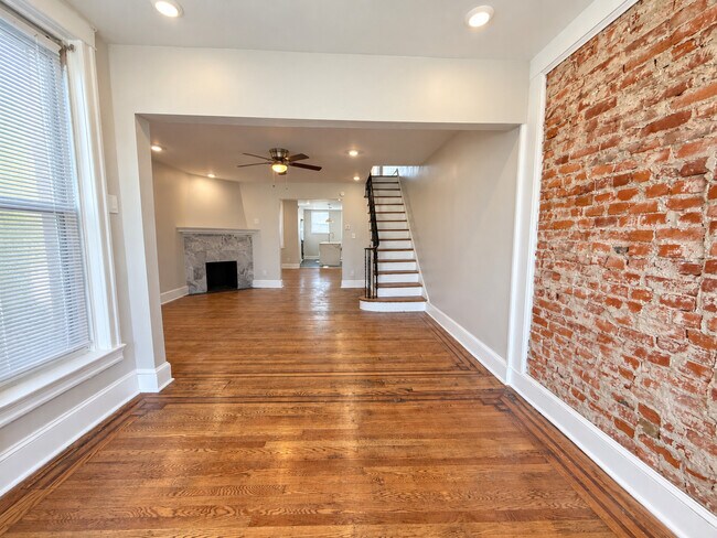 Building Photo - 2112 N 57th St
