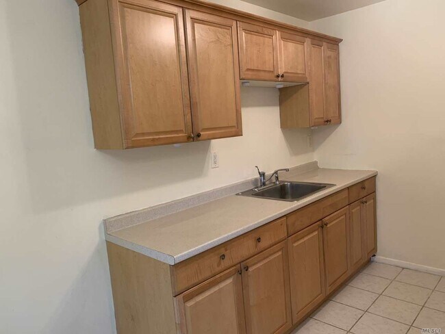 Building Photo - 268 Berwick Ct