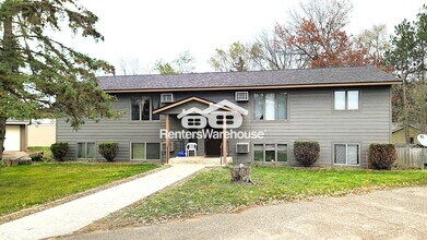 Building Photo - 708 8th St N