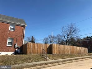 Foto del edificio - 1001 E Lake Ave