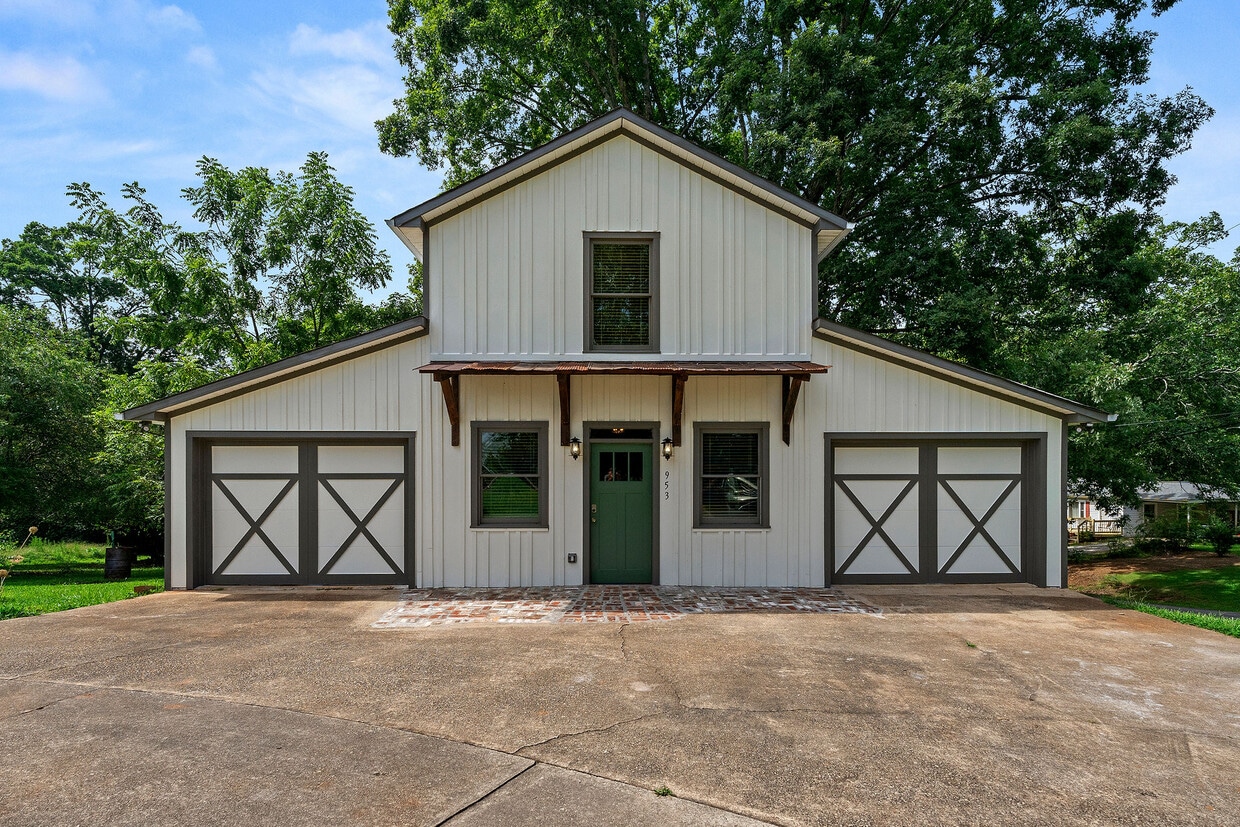 Photo - 953 W Shadburn Ave (Buford, GA)