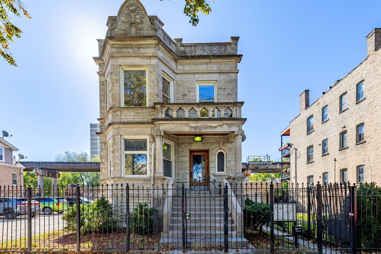 3041 W Cullerton St, Chicago, IL 60623 House Rental in Chicago, IL
