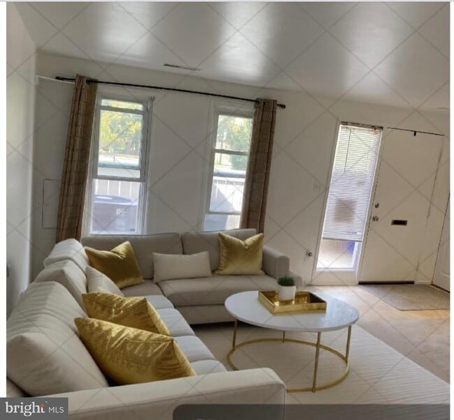 Foto del edificio - 9692 Brassie Way