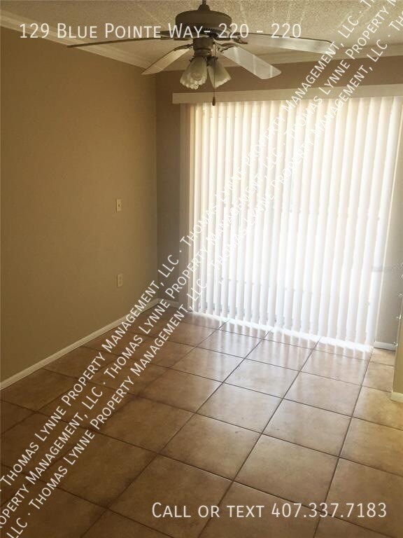 Foto del edificio - 129 Blue Pointe Way