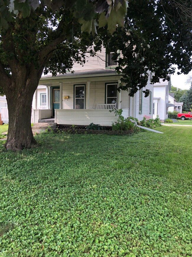 Frente de la casa - 1425 5th Ave