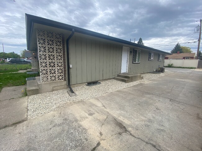 Foto del edificio - 818 E Princeton Ave
