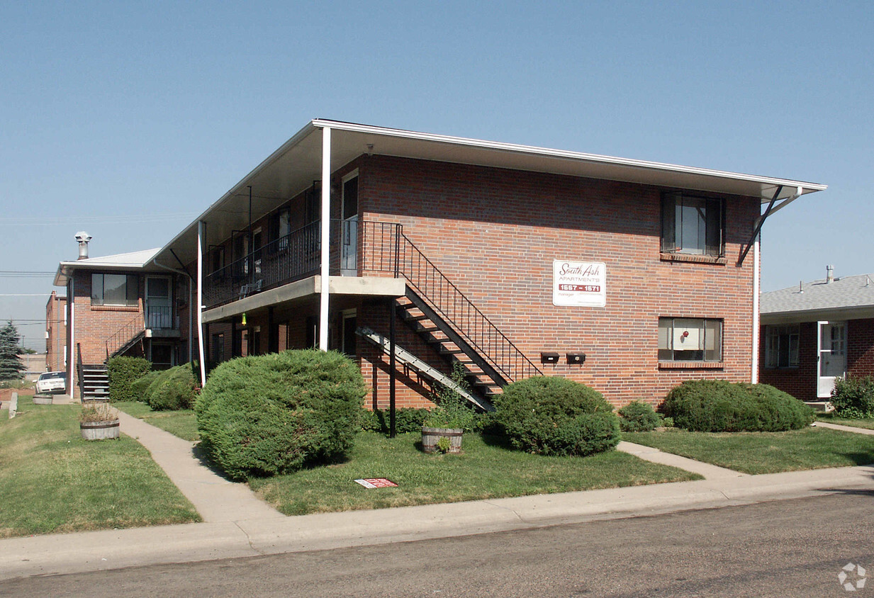 South Denver Apartments