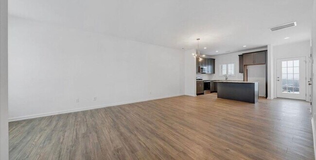 Foto del edificio - Brand New Townhouse in Blacksburg,VA.