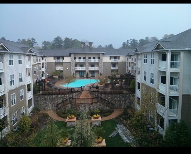 Apartment attached to pool - 4500 Manor Village Way