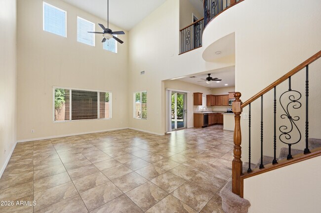 Foto del edificio - 2220 W Beverly Ln