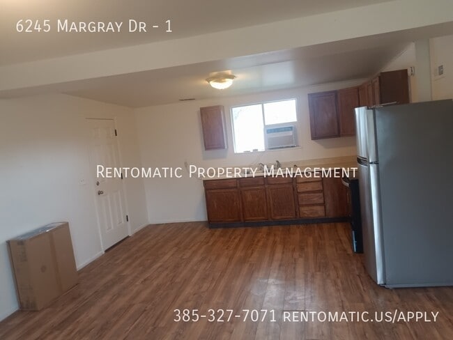 Photo - 6245 Margray Dr Townhome