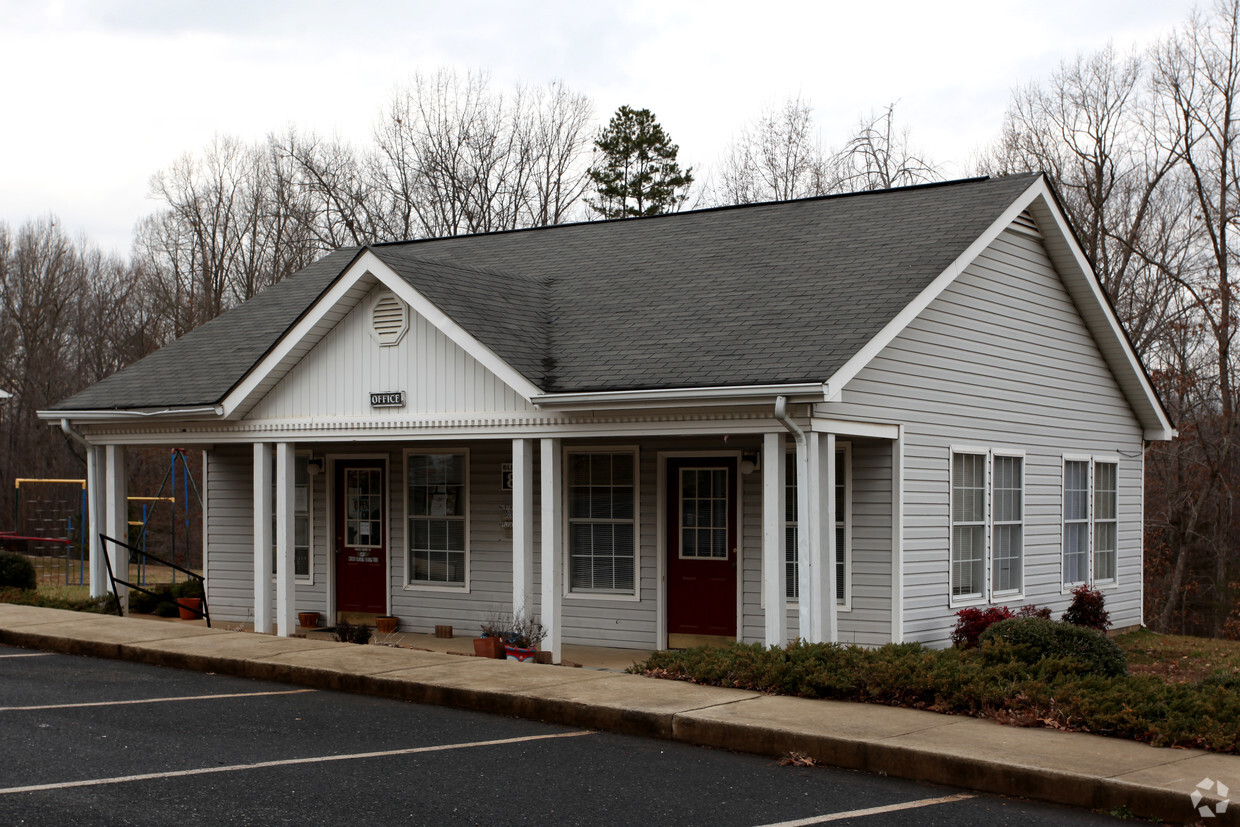 Primary Photo - The Reserve at Ashelyn Glen