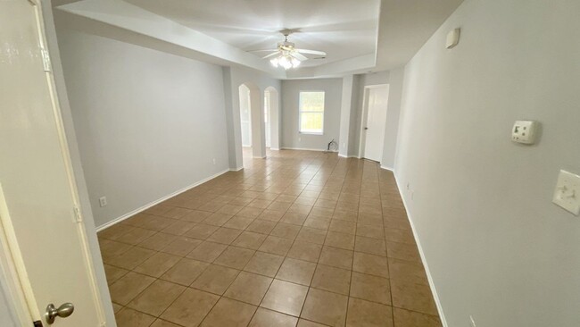 Foto del edificio - 3402 Hunter's Canyon