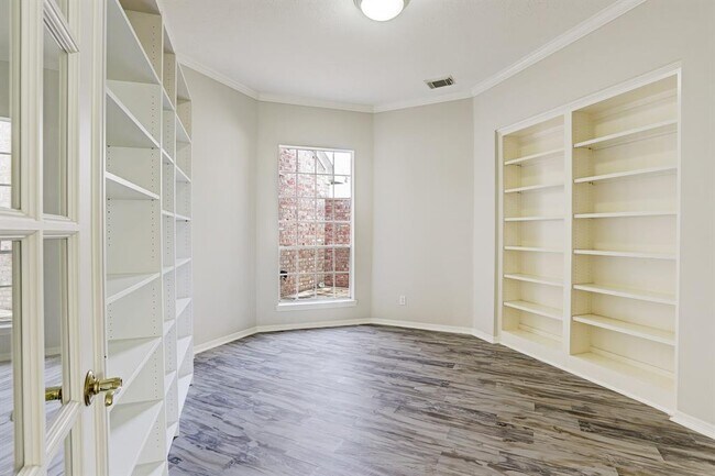 Foto del edificio - 1515 Orchard Park Dr