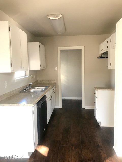 Building Photo - 3 br, 1 bath House - 6134 Cedar Valley Dr