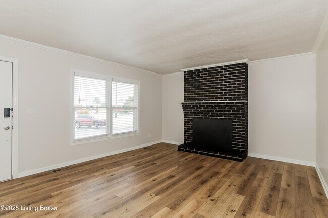 Foto del edificio - 1628 Greenland Park Cir