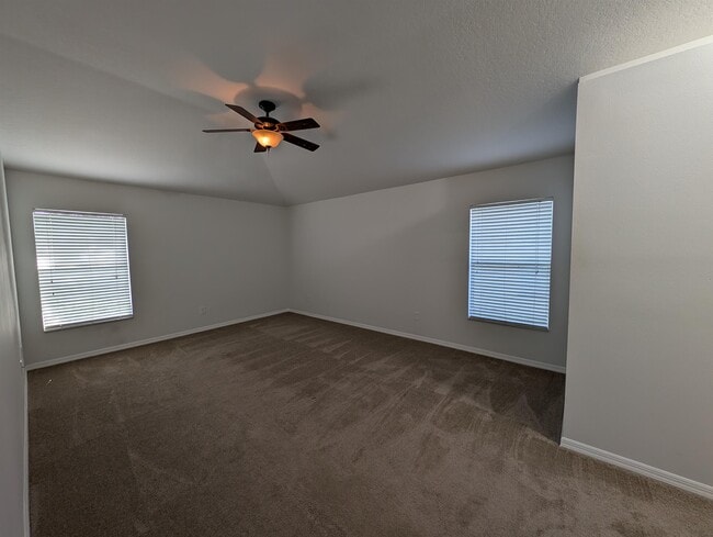 Building Photo - 1048 Rosefaire Pl