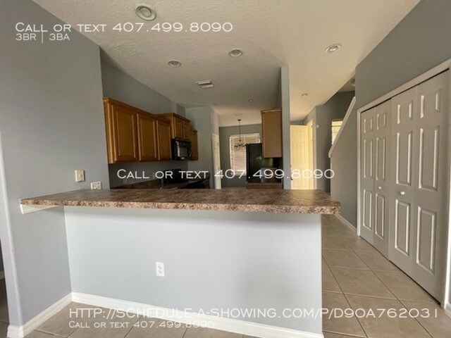 Building Photo - 4931 Poolside Dr