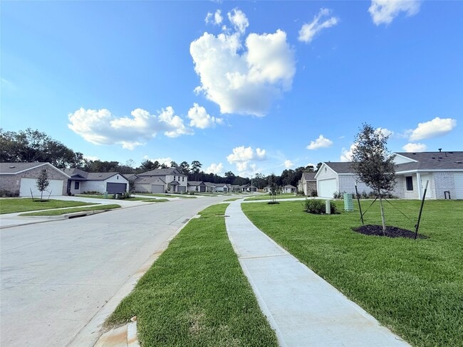 Building Photo - 17941 Valle Cupa Ln