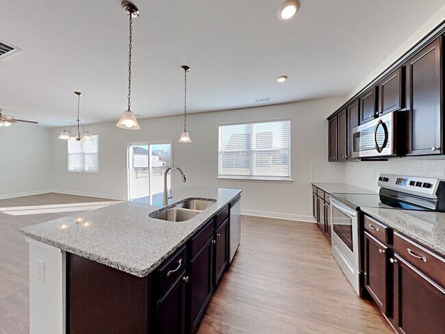 Foto del edificio - 417 Bluewater Dr