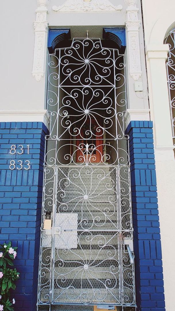 Foto del edificio - 833-833 24th Ave