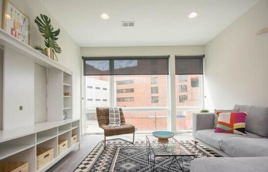 Foto del edificio - 4027 N Broadway