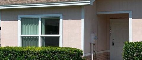 Building Photo - 1605 Tudor Ln