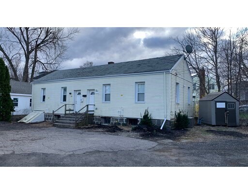 Primary Photo - 1 Harrington Ave