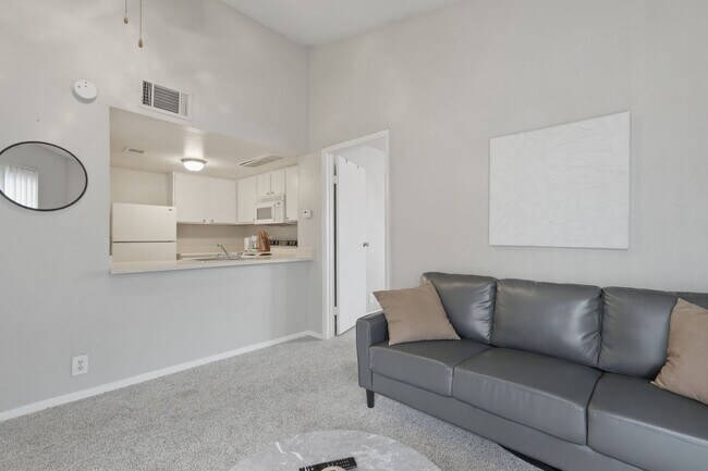 Foto del edificio - 1126 Sugar Creek Cir