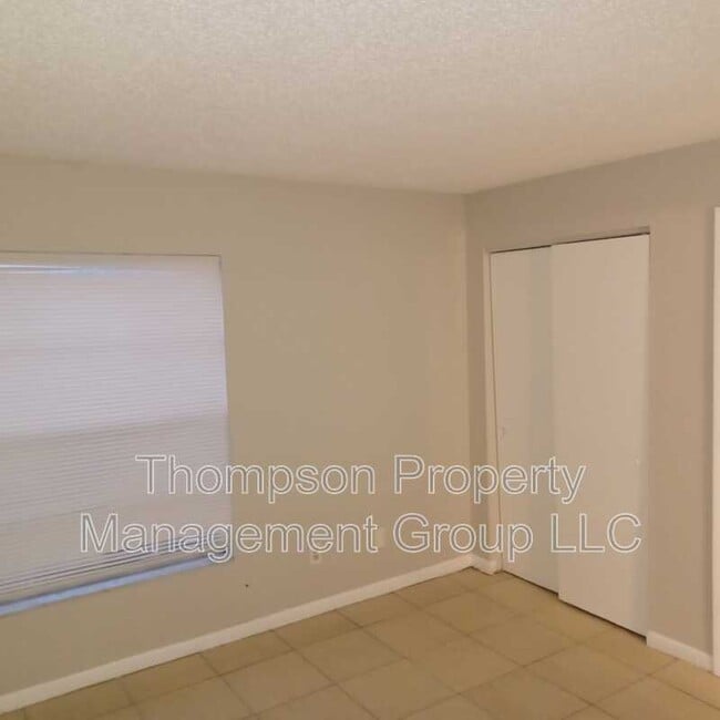 Building Photo - 1508 E 127th Ave