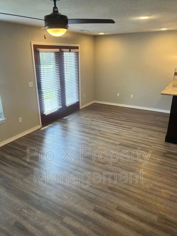 Building Photo - 1306 S Lexington Ave