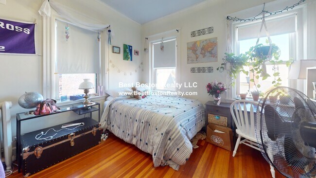 Foto del edificio - 163 Summer St