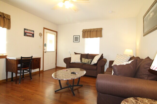 Harmon_SR674-21 - 115 River St