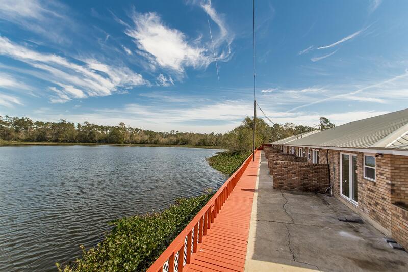 14207 W Club Deluxe Rd, Hammond, LA 70403 Condo for Rent in Hammond