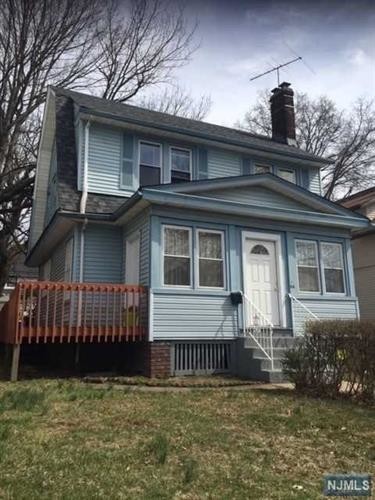 Primary Photo - 86 Fairmount Terrace