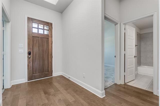 Foto del edificio - 404 Country Meadows Blvd