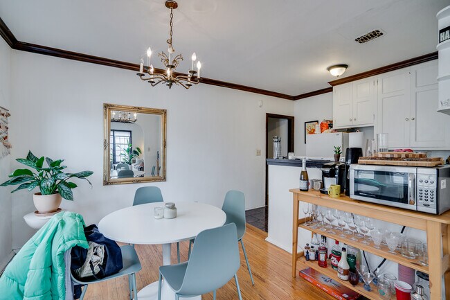 Foto del edificio - 2775 Xerxes Ave S