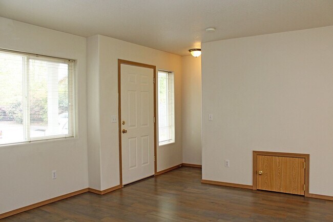 Foto del edificio - 1971 SE 122nd Ave