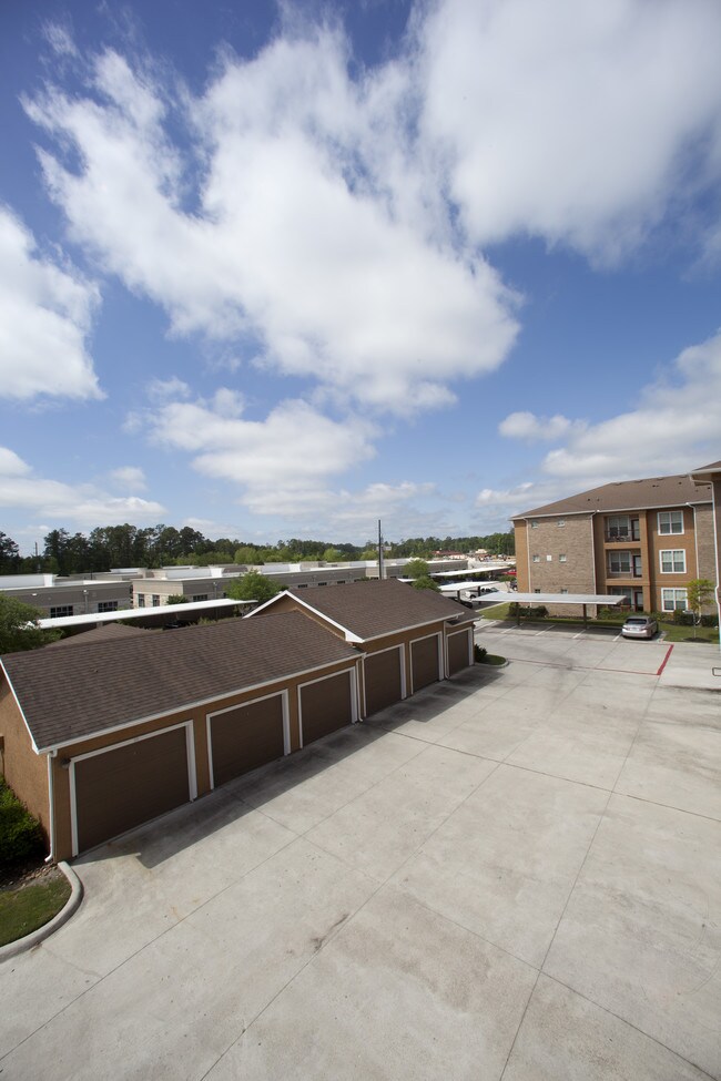 Laurelwoode Apartments Magnolia, TX