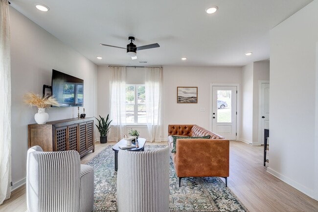 Foto del edificio - 4196 Oak St