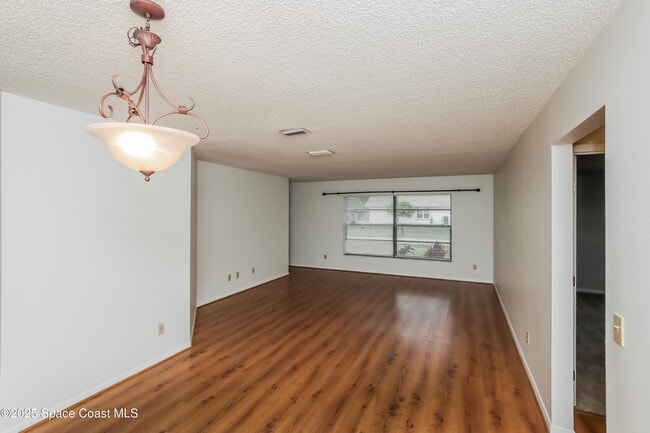 Building Photo - 1504 Gadsden Ave NW