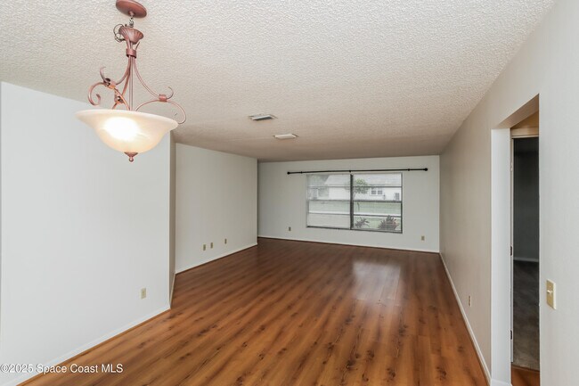 Foto del edificio - 1504 Gadsden Ave NW