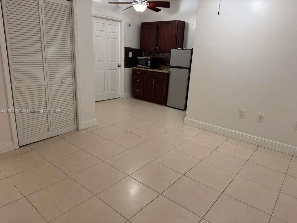 Building Photo - 14432 SW 92nd Terrace