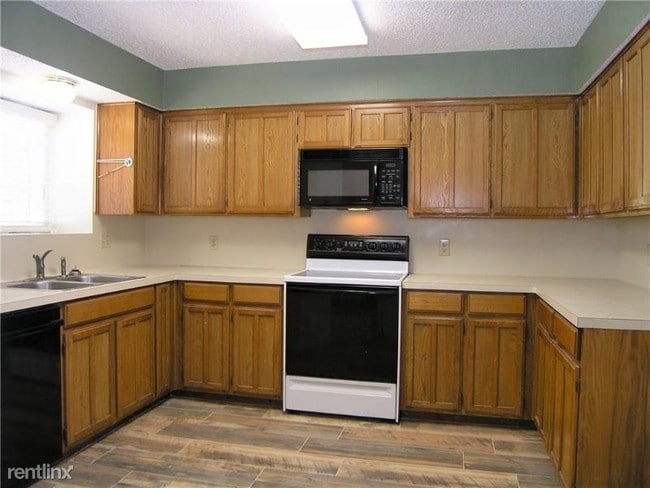 Building Photo - 3 br, 2 bath House - 6600 Darcy Ln