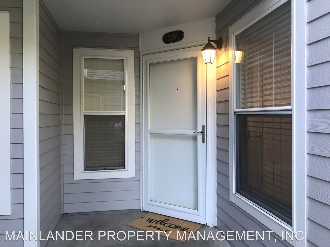 Foto principal - 3 br, 2.5 bath House - 7266 SE THIESSEN RD