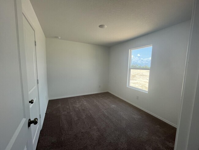 Foto del edificio - 3729 Wentz Hill Dr