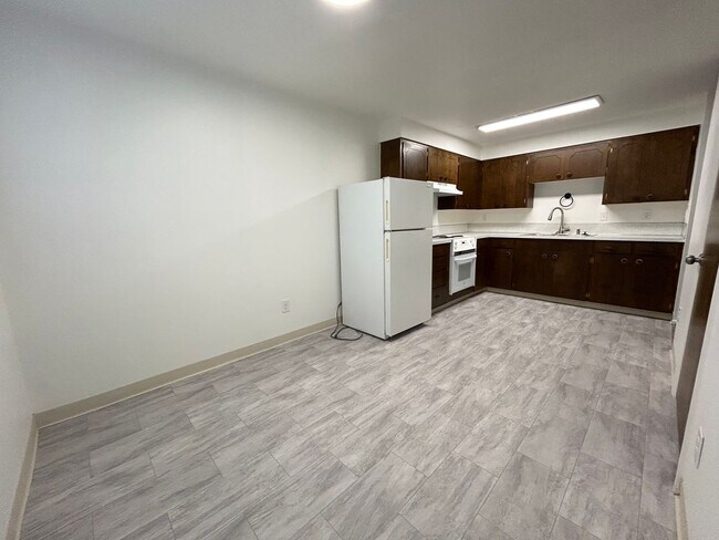 Foto del edificio - 425-425 W Cherry Ln
